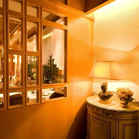 Isabella מלון 3*