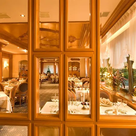 מלון Isabella 3*