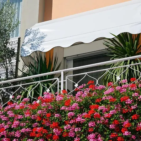 מלון Isabella מראנו